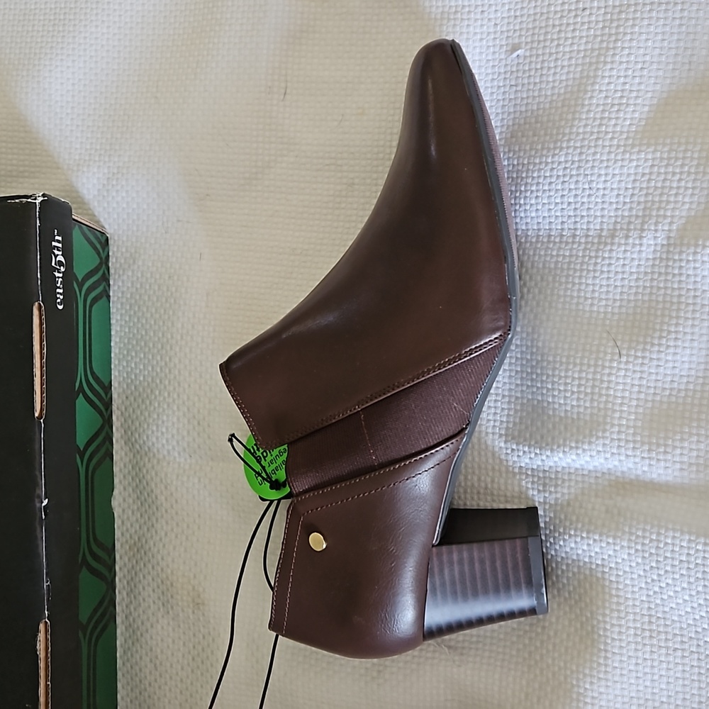 Booties - Picture 4 of 5